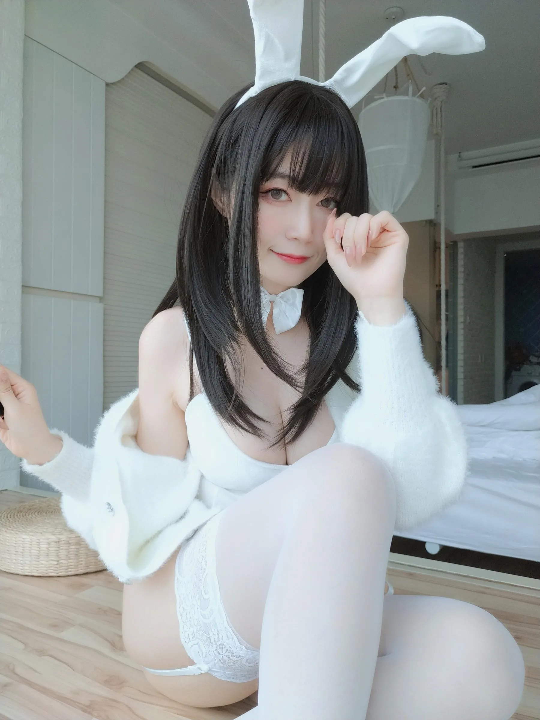 白银81 – 自撮 Vol.52 白丝兔子 [110P]插图1